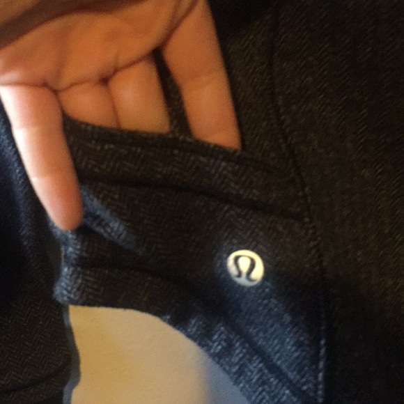 Lululemon base runner 1/2zip heathered herringbone - Picture 6 of 9